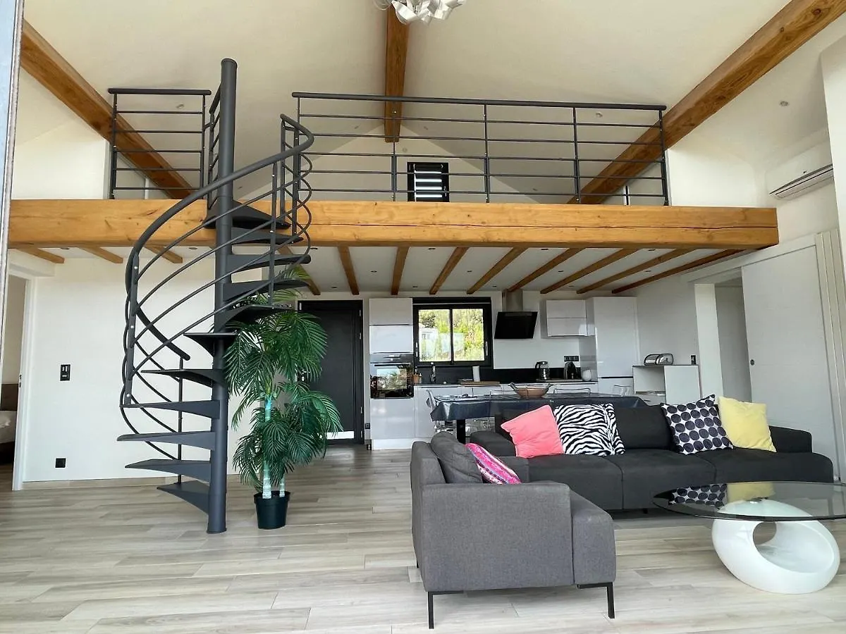 Sublime Haut De Villa Apercu Mer /Hippodrome / Cagnes-sur-Mer Apartment