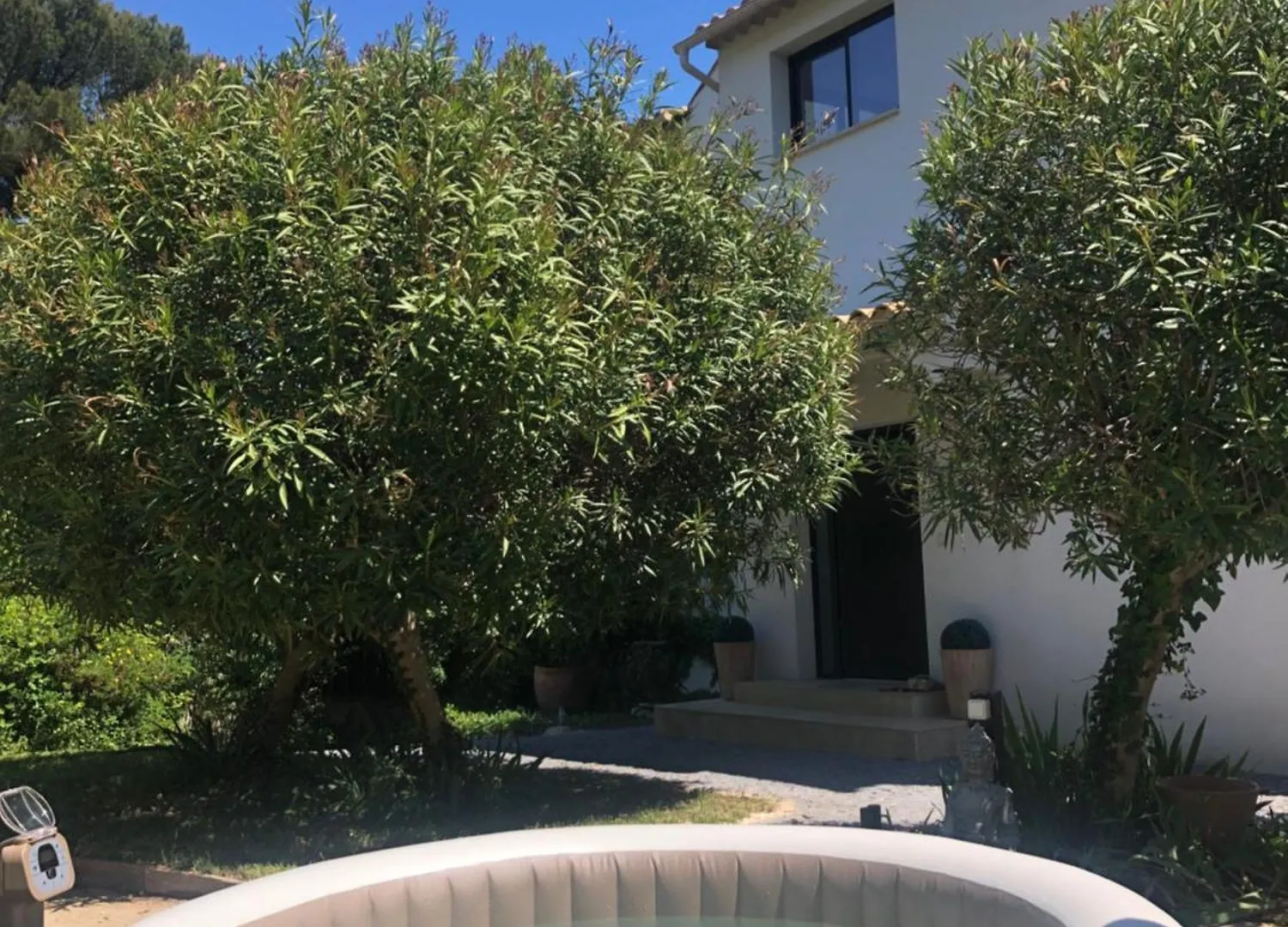 Sublime Haut De Villa Apercu Mer /Hippodrome / Cagnes-sur-Mer Apartment